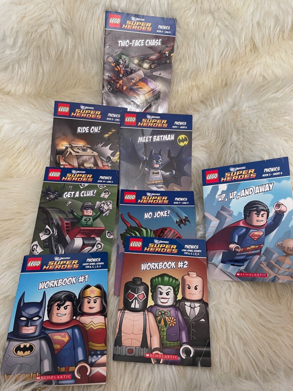 Lego Super Heroes Phonics Book Set - Blue, Red, Green, Yellow, Black